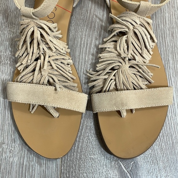 NWOT Sole Society Koa Fringe Leather T-Strap Ankle Strap Flat Sandal Caramel 8.5 - Picture 6 of 15